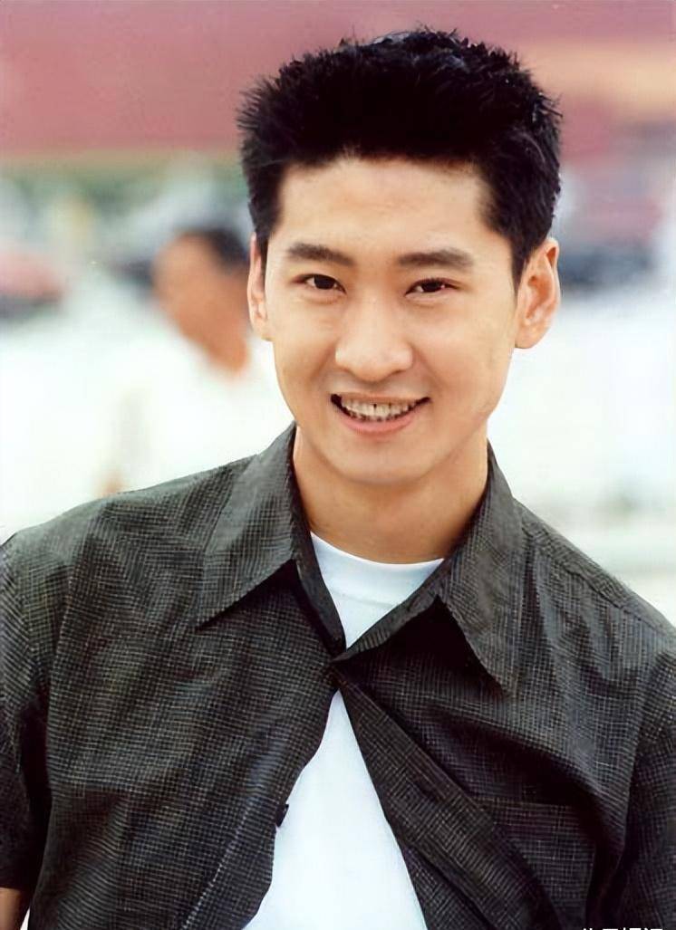 周杰发文引争议,大赞张颂文直言广东人比内地聪明,被质疑蹭热度_网友