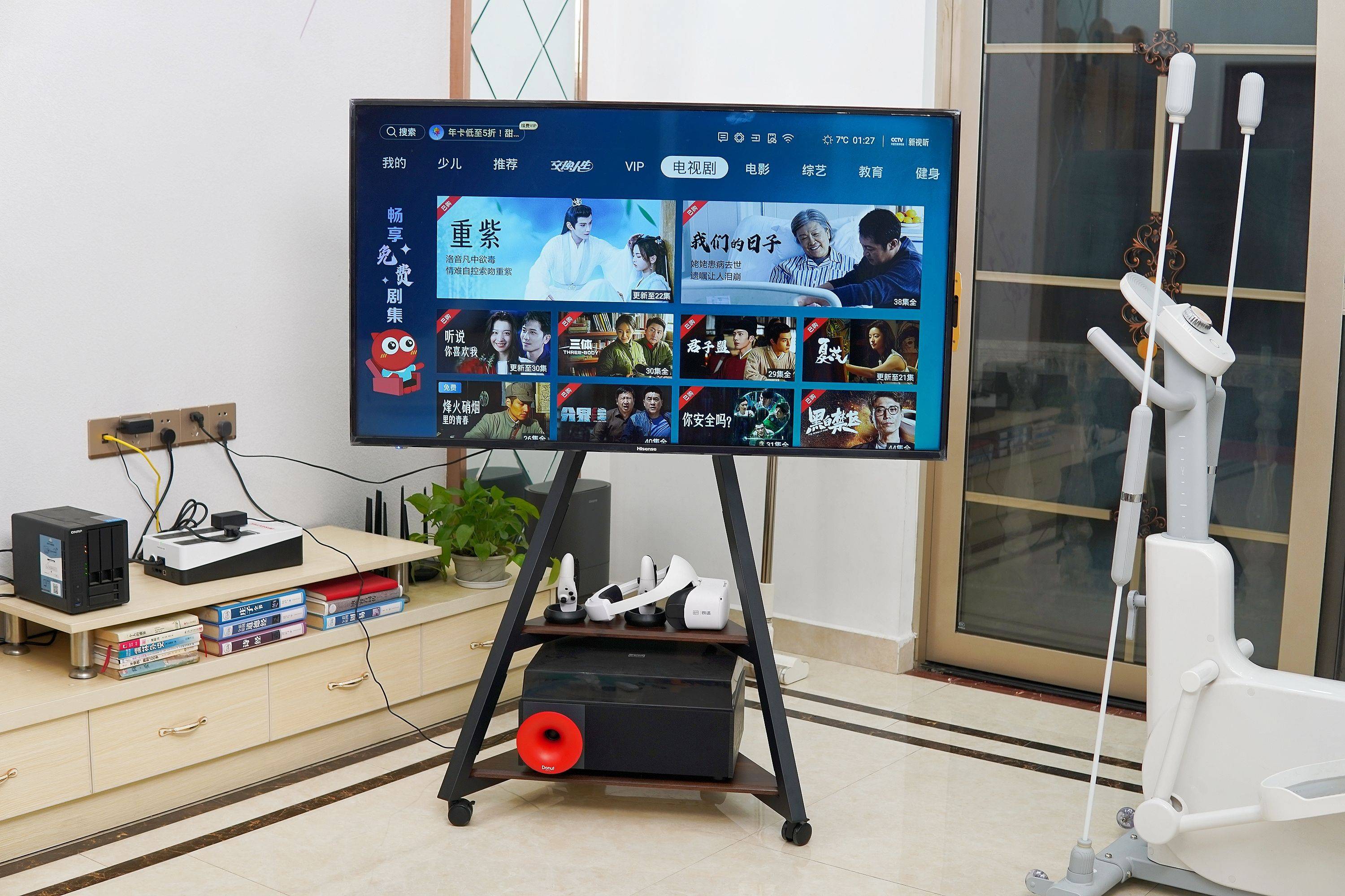 索见移动电视支架测评