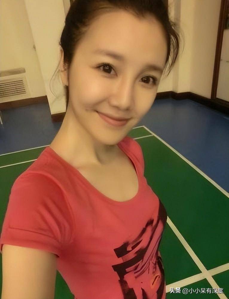 这位央视新人主播叫郭铭慧.