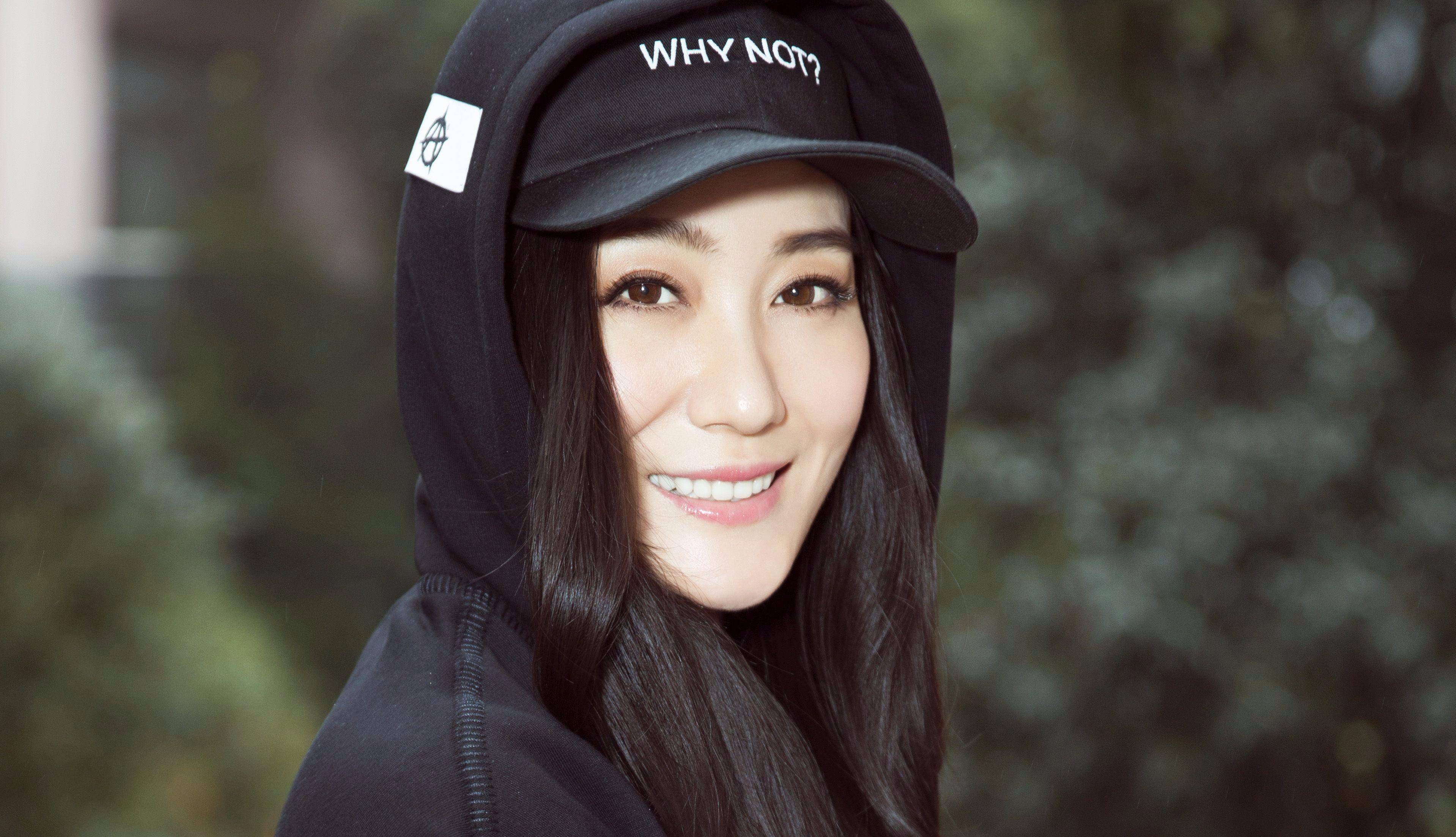 一代女神成商演歌手,爸爸们的女神-杨钰莹的唱功如何_音色_民歌_商业