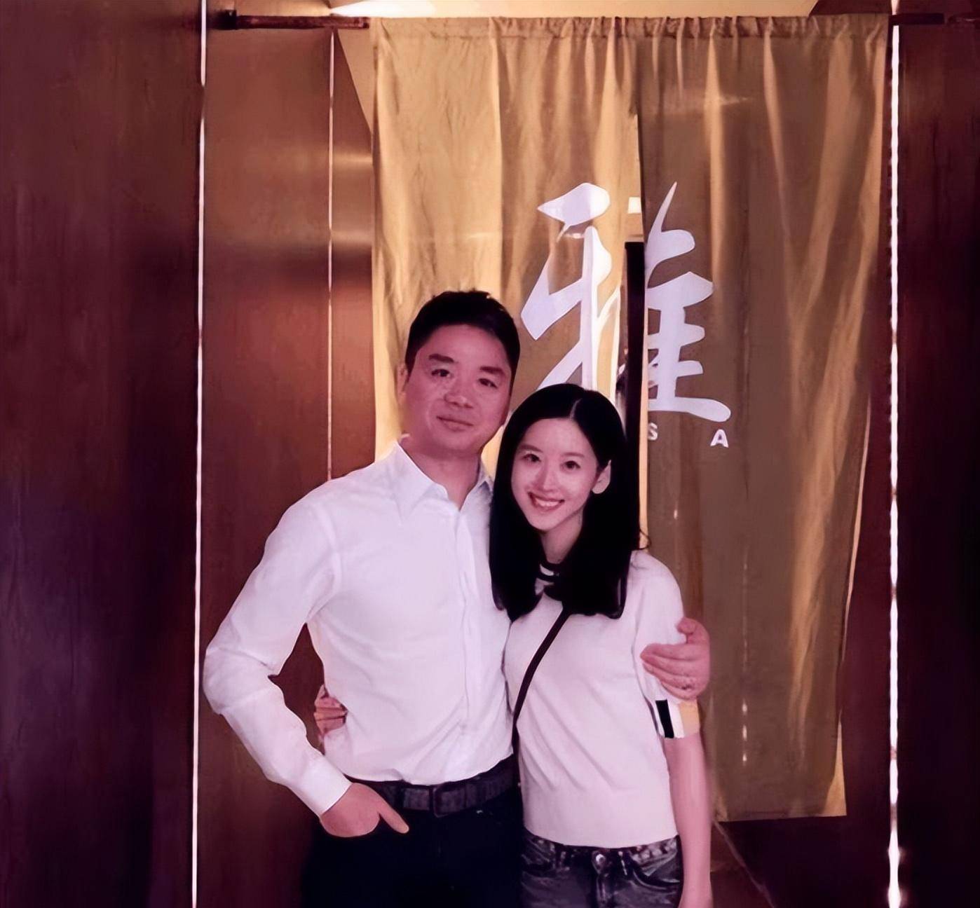 5年后,章泽天30岁成人生赢家:这个女人,才是真聪明_时候_父母_照片