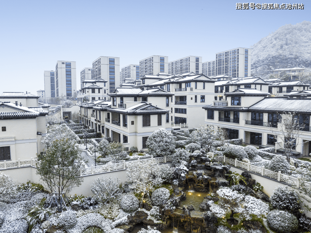 临安湖光山社售楼处电话 400-100-1299 转 8888湖光山社售楼中心24小