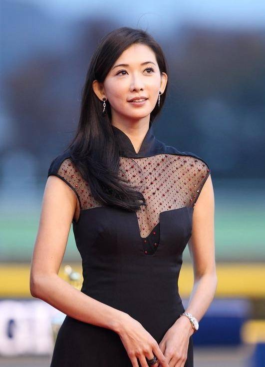 台媒曝林志玲遭家暴照片,女方假体被打出来,日本老公疑似出轨_网友