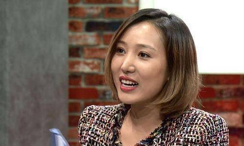 她是中国足球最美女老板,大腿纹身却惹争议,29岁依然单身!