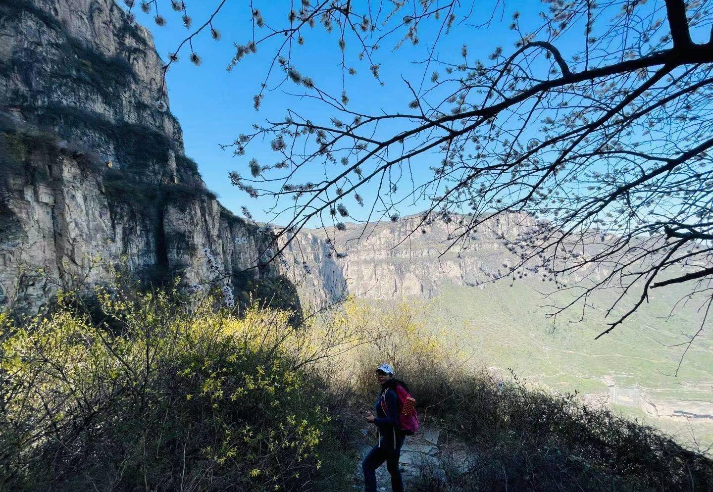 鄭州驢友團自駕花壺公路,徒步太行之巔小西天遊覽千年古寺金燈寺_前往