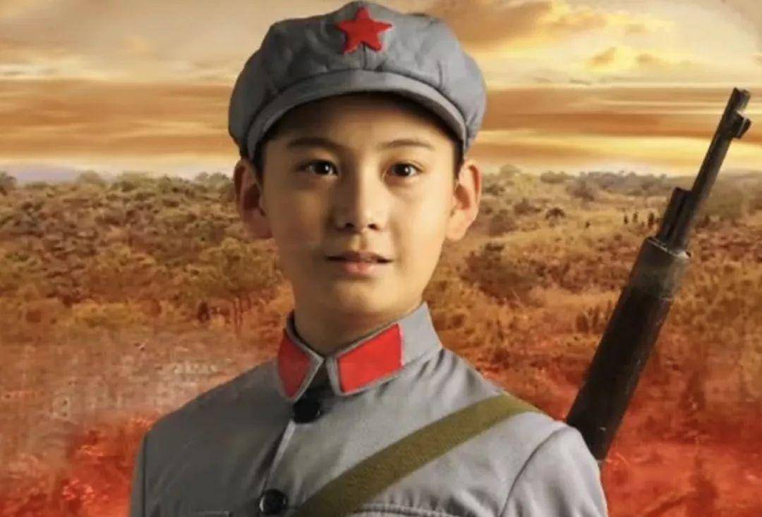 其实,陈星旭是小演员出道的,并没有被提及为童星,大概是因为他小时候