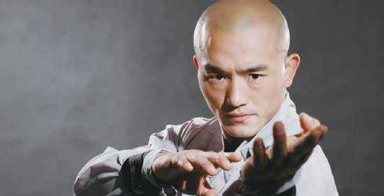 业内大佬怒指苍天饶过谁,一龙也曾受其批评_郭晨冬_影响_赛事