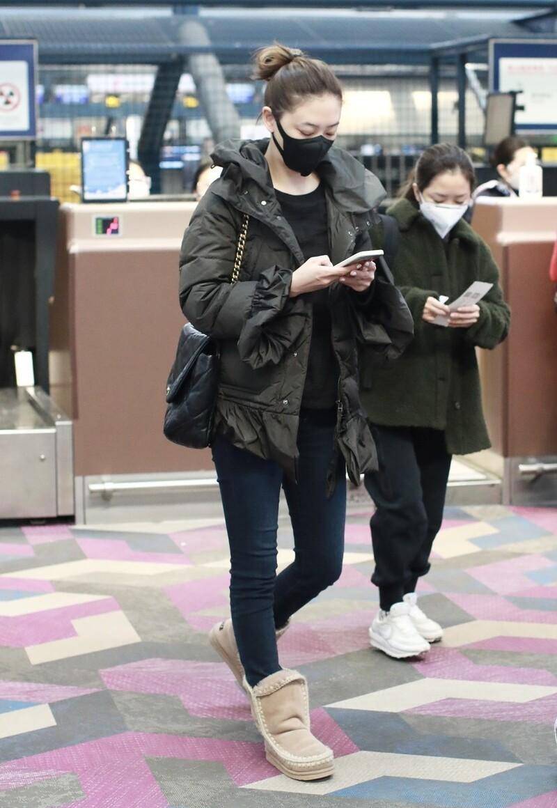 应采儿:欲善其事,必先利其器 孔孟济宁摄影文学随笔时评札记