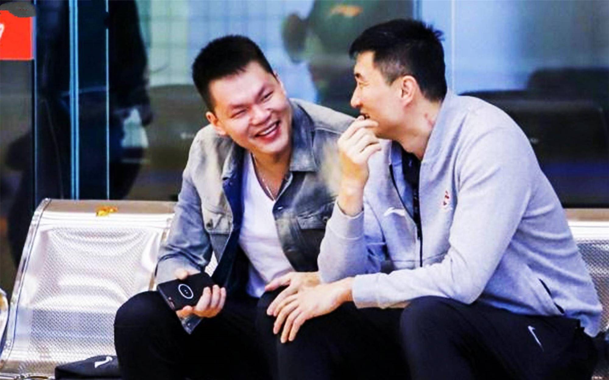 朱芳雨杜锋赛前带头喝酒,赵睿深夜泡妞?