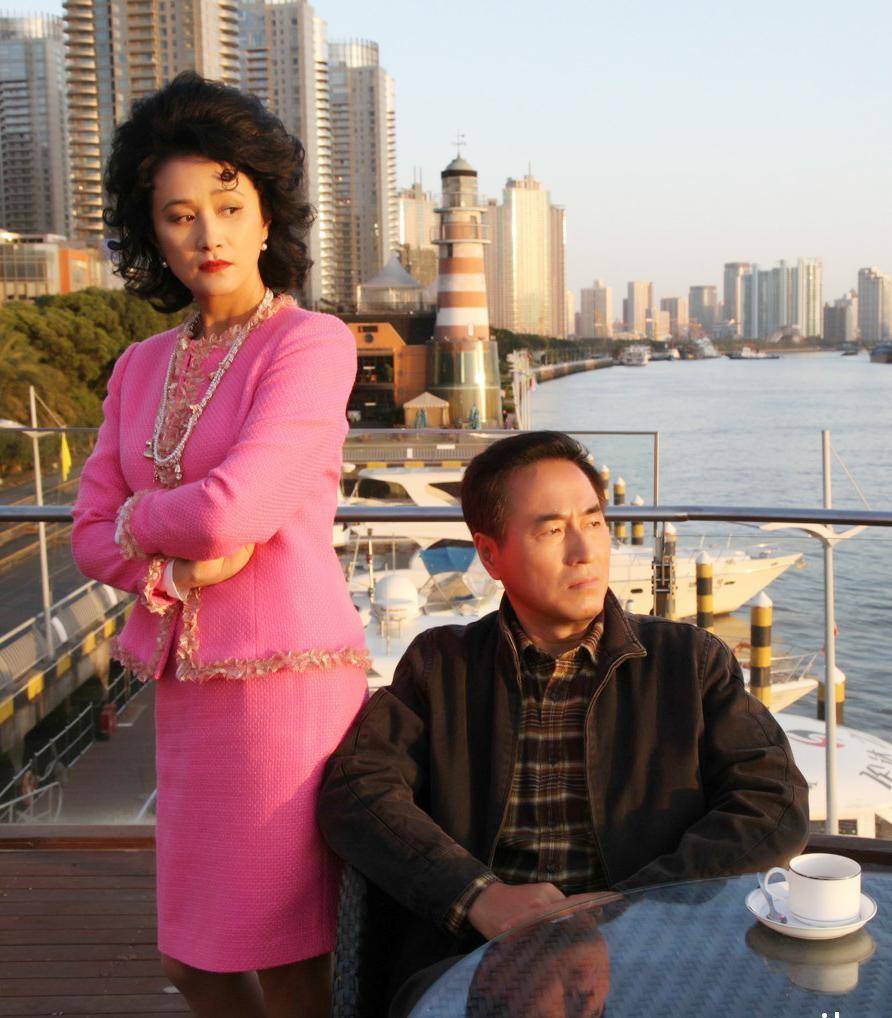 张小磊,杨立新剧照张小磊演艺圈婚姻不稳定,与张小磊同龄的很多女演员