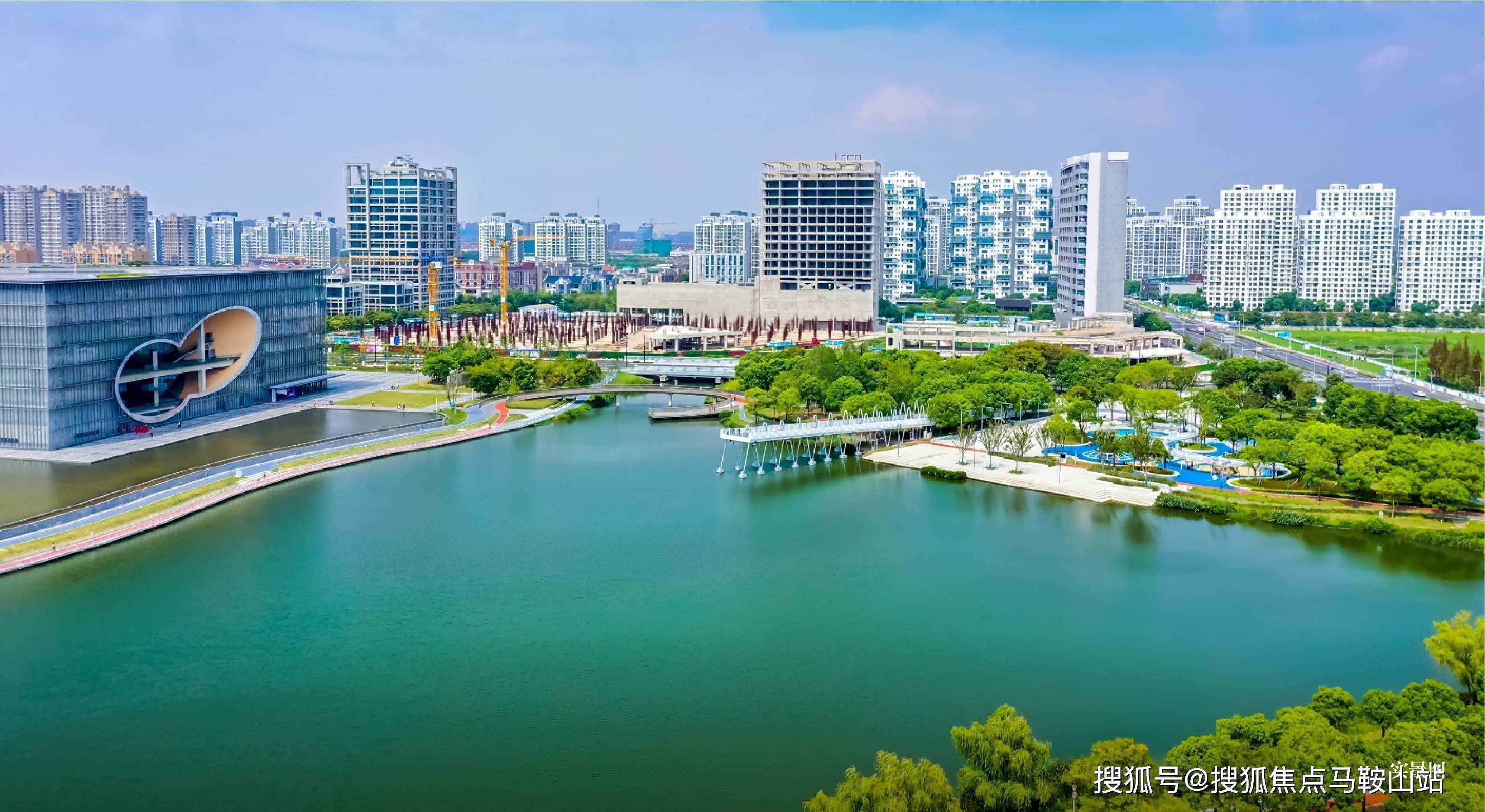 【生態環境】城市會客廳遠香湖公園,紫氣東來公園【人文休閒】滬上網