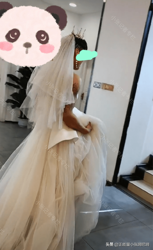 结婚10周年,男子穿婚纱女子穿西装拍照留念,网友表示:接不同意_章先生