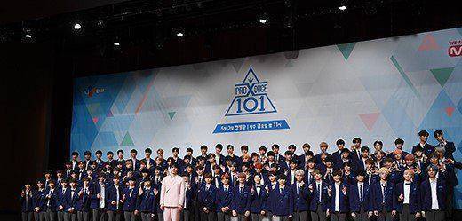 《produce101》是韓國一個大型的選秀節目,節目中的成員都是由韓國各