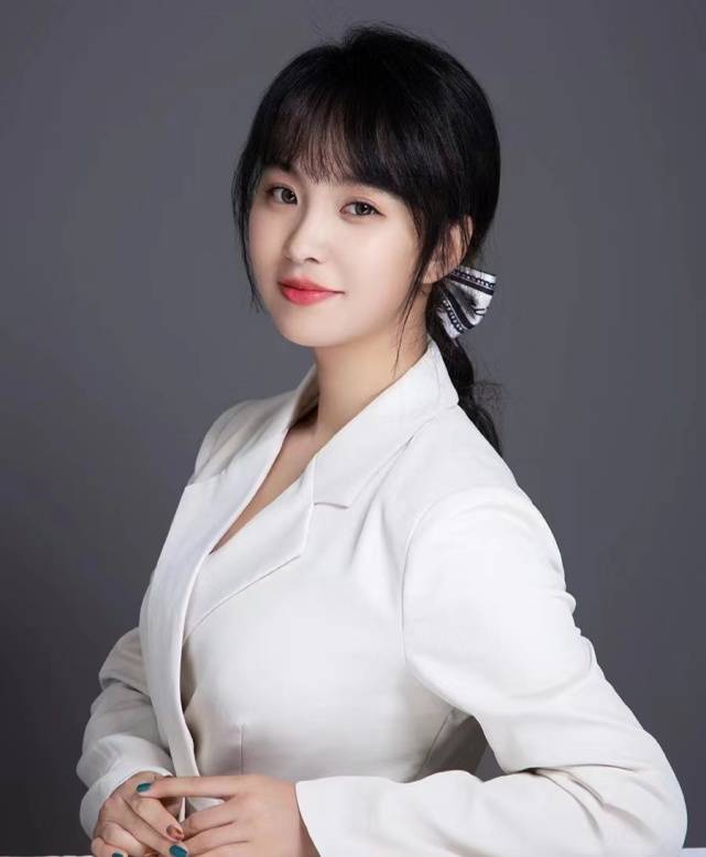 林盼盼个人简介_跨境_运营_视频