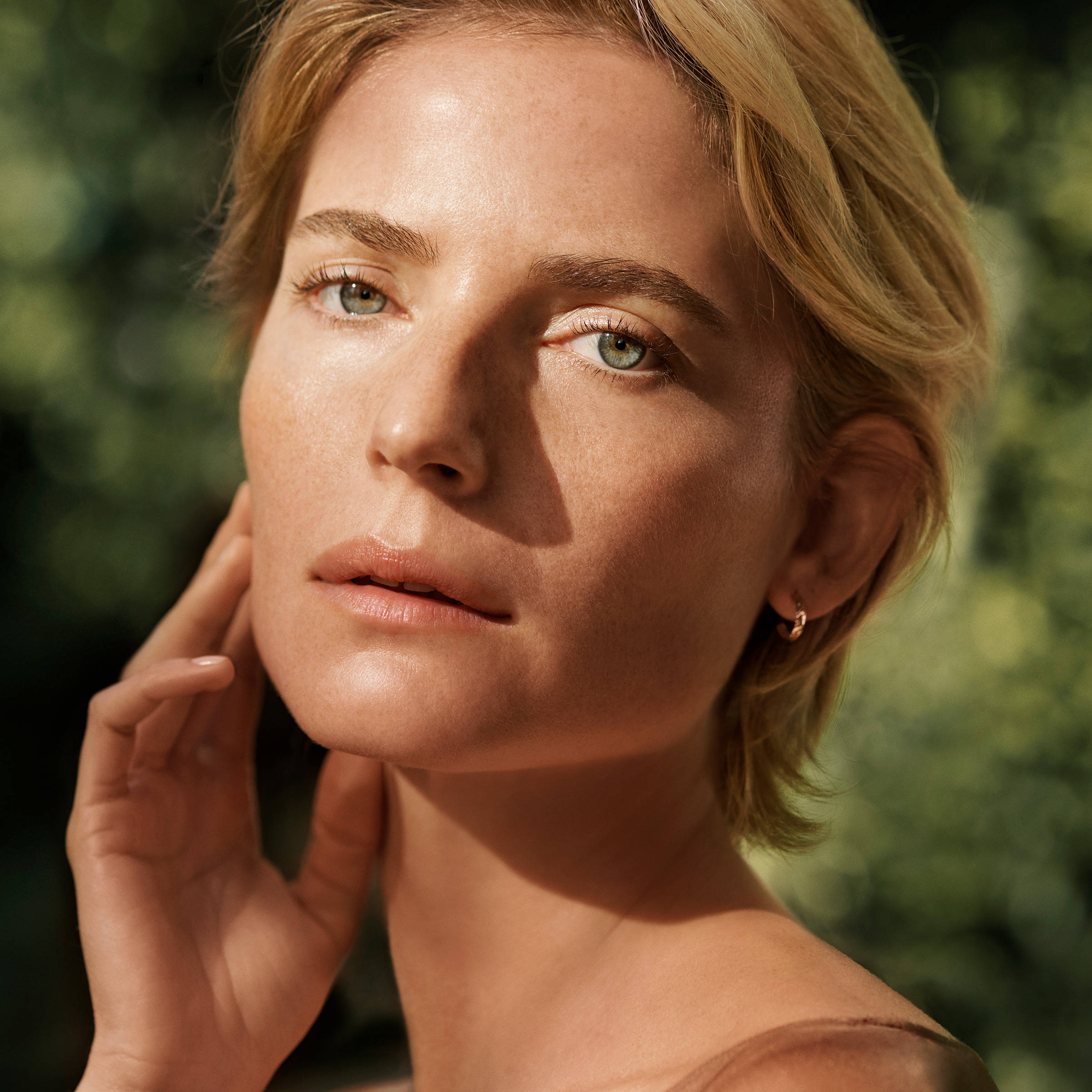 美容美体美妆媒体| eve lom精华油悦享极致奢宠 |美容美体美妆_肌肤_