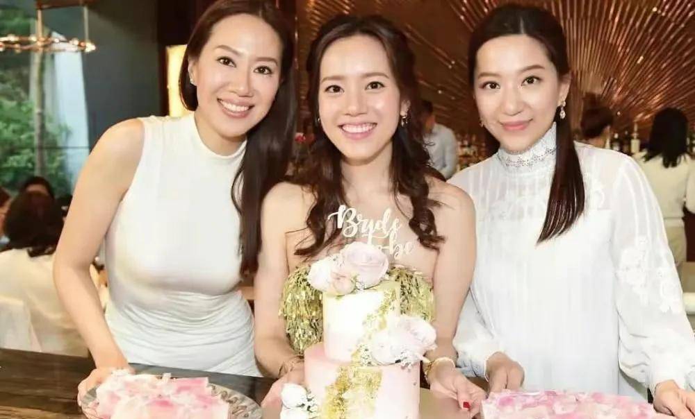 汪圆圆一家"假名媛,全都嫁入真豪门,汪家三姐妹个个不简单_蔡加赞
