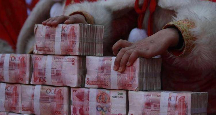 梦中财富与爱的天秤，解析梦见中奖几百万却给儿子五十元钱的深层含义