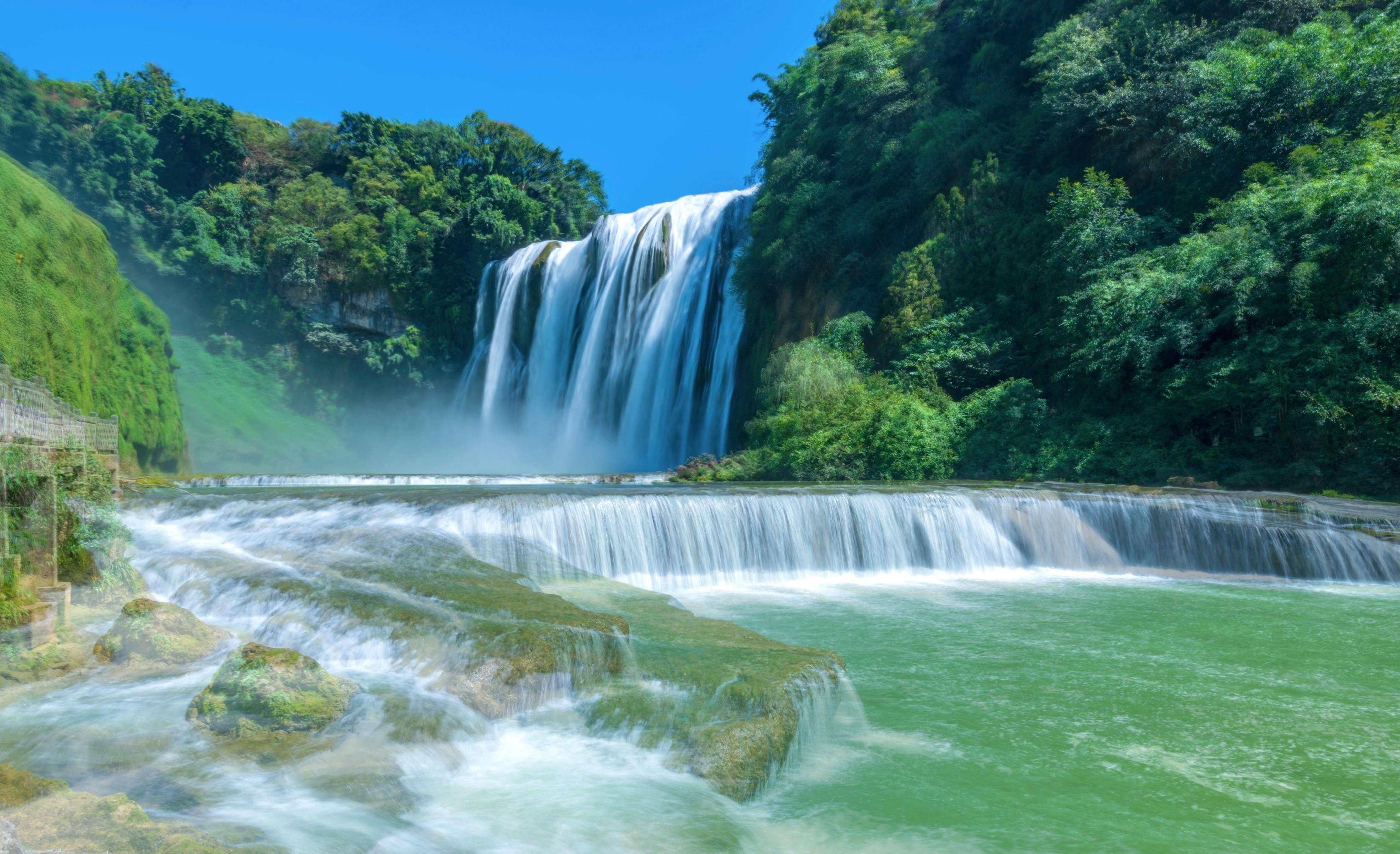 看气势磅礴的黄果树瀑布,错过美景不遗憾,你一定要秋天再来_景区_旅行
