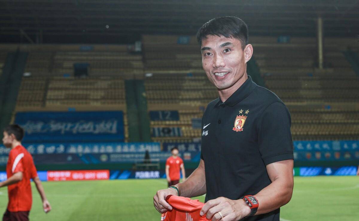 郑智在采访中透露,自己回归广州队并且担任球队的主教练,主要原因是