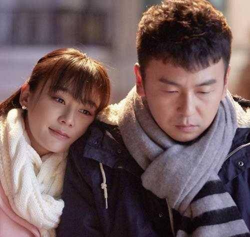 雷佳音合作过这么多女星却没绯闻,原来是因为有个这么漂亮的老婆