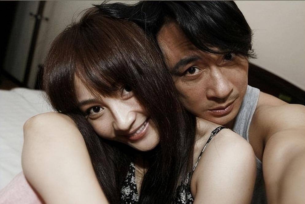 说起来也是极其讽刺:"三者恒被三也"2021年下半年,姚笛丈夫高杰就开始