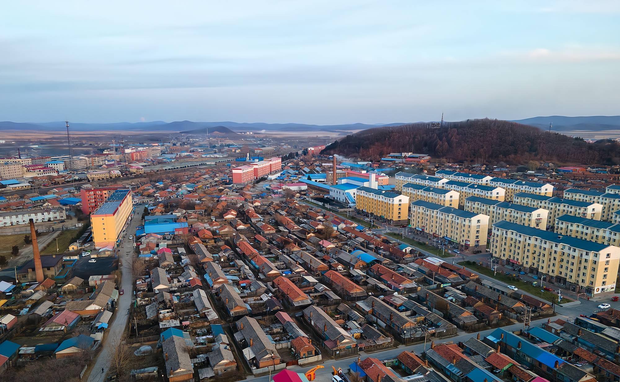 大石_奶奶_小镇