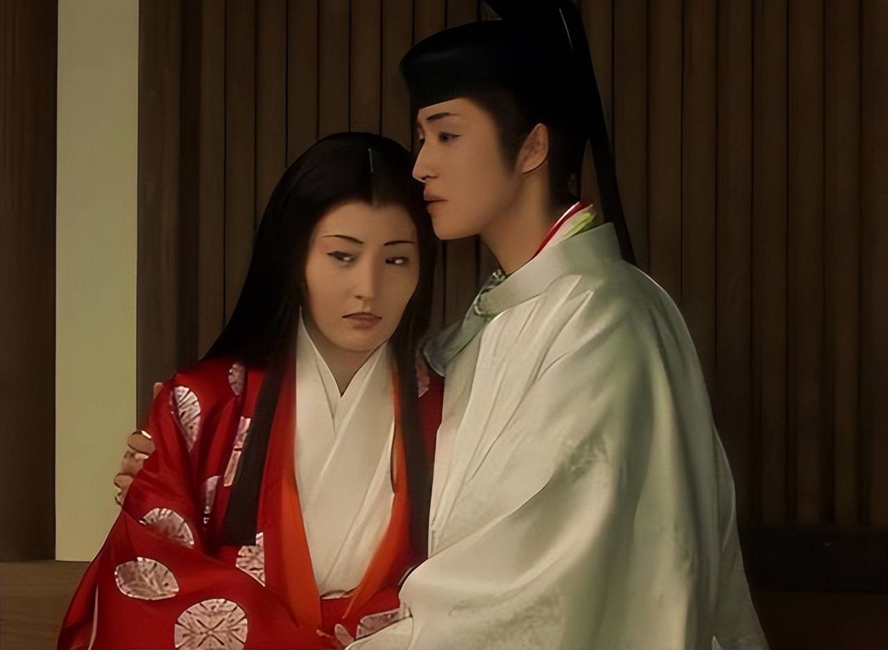 9岁登基18岁驾崩,娶亲娘性残暴,走进日本武烈天皇的一生_平群真_中国