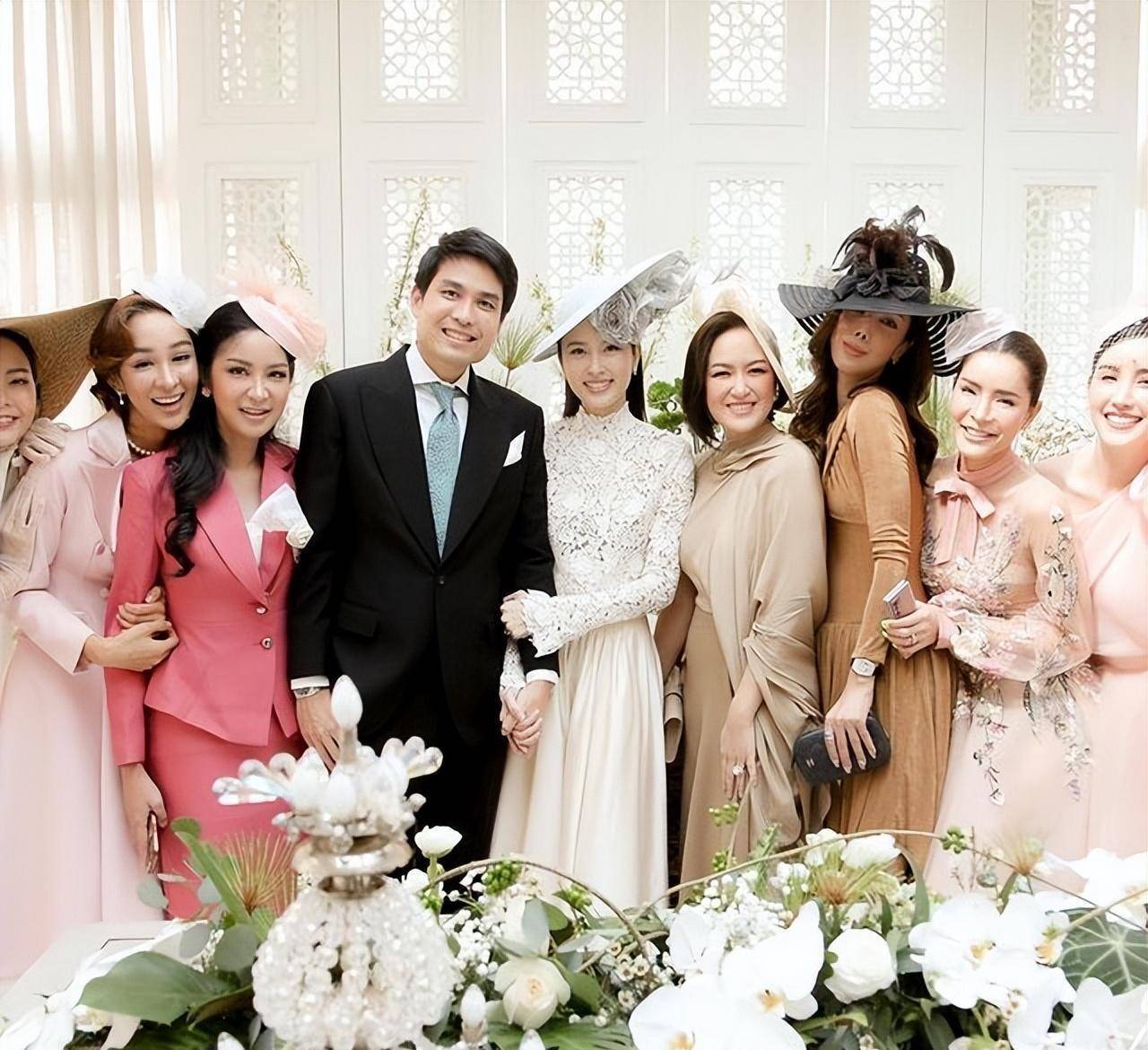 泰国最美变性人宝儿大婚!