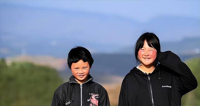 五年前,那个走10里山路上学,头上满是冰碴子的男孩,后来怎样了?