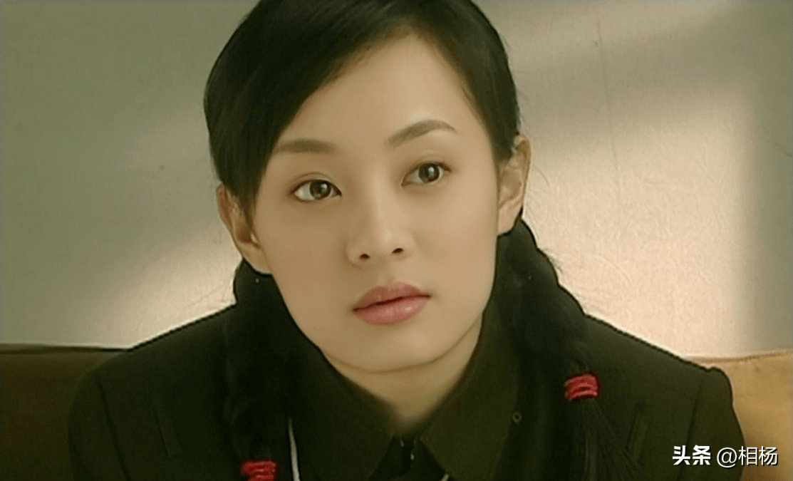 《血色浪漫》:周晓白,爱情就像手中的流沙,抓得越紧失得越快_钟跃民