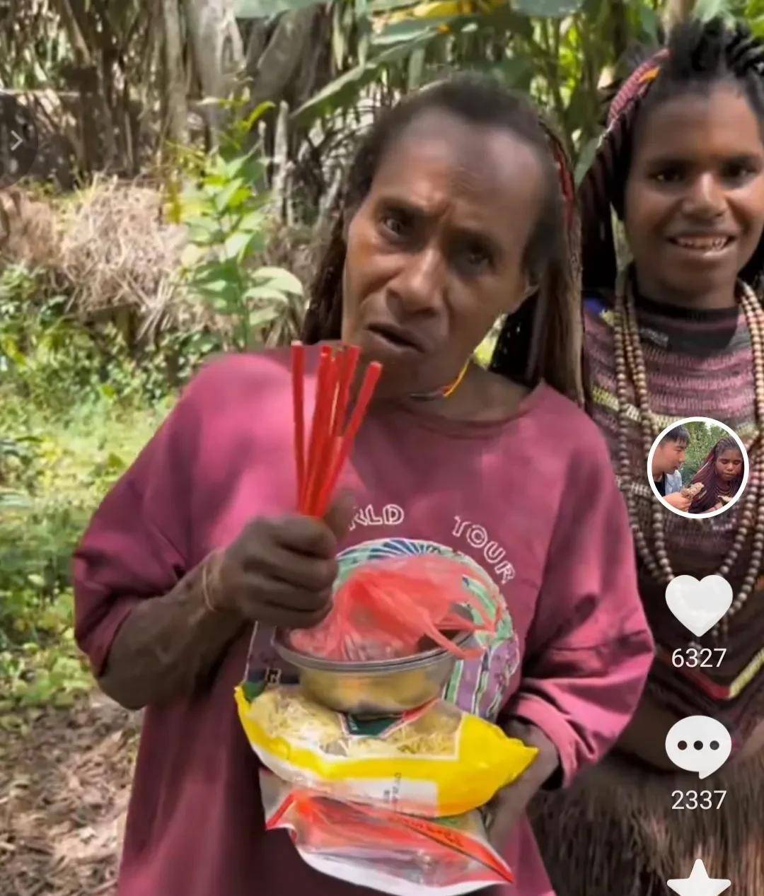 我们探险家李忆在巴布亚从林4年,离开前带土著人进城体验生活_玛丽_一