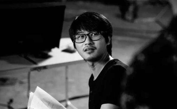 名字正反念都一样的明星,韩寒没啥,他名字5个字更惹人爱_杨洋_德维恩