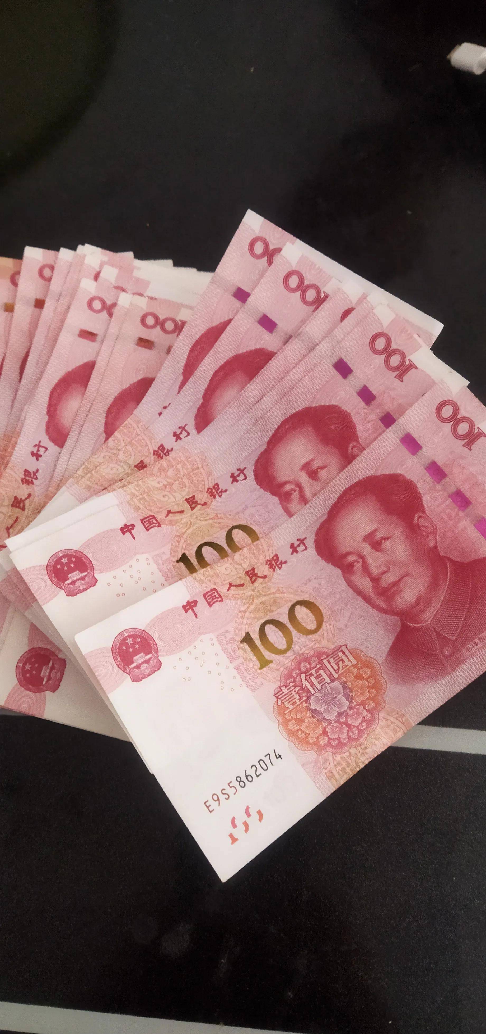 费用,未婚人士看了后表示难以置信,已婚人士则表示真实而又束手无措