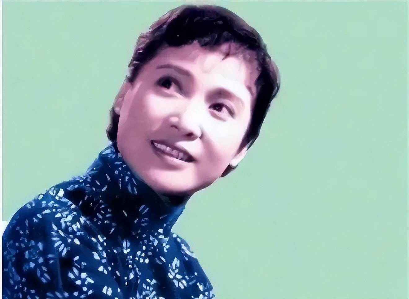 致敬百岁秦怡:台上人民艺术家,台下健康生活楷模_儿子_锻炼_养生