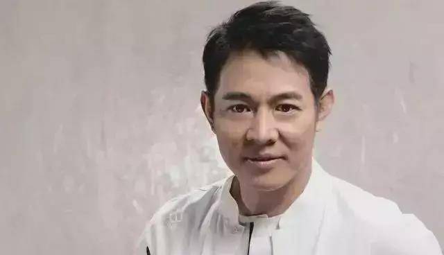 李连杰:你管的可真多_李连利_哥哥_母亲