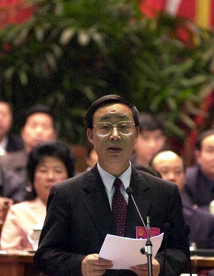 林树森:主政广州多年调任贵州,任省长时主修铁路,人民至今没忘_发展