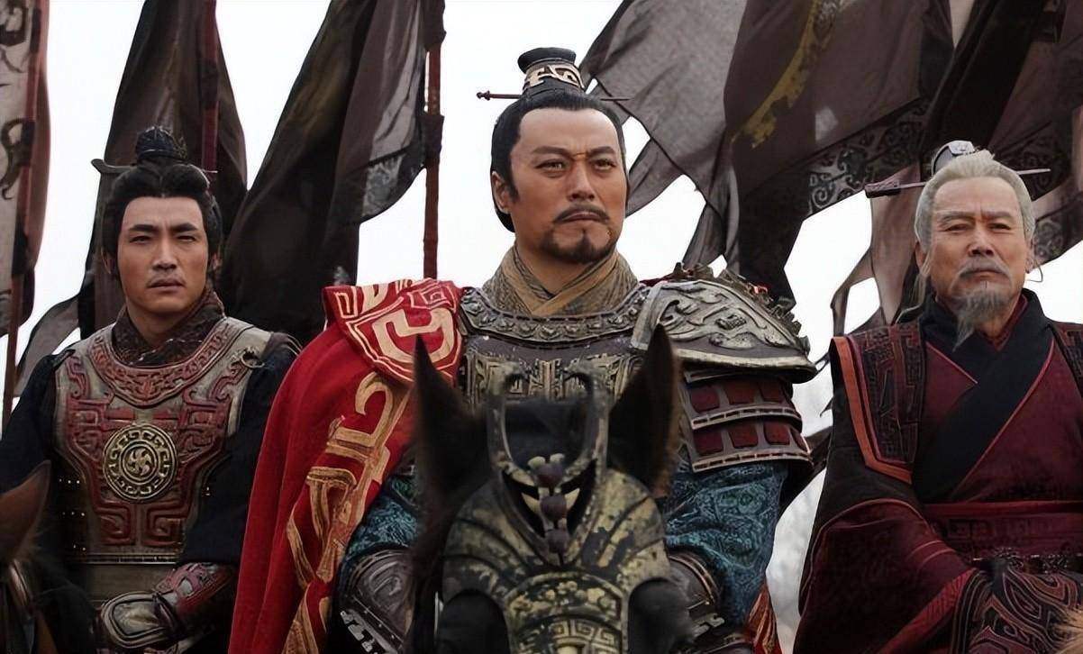 项梁,刘邦两军联合击败章邯,又杀了秦三川郡守,李斯之子李由.