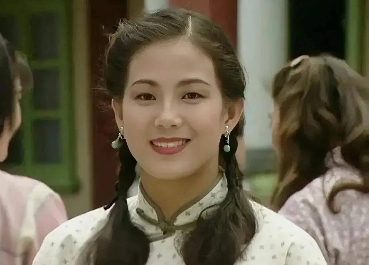 李桂英:她是最美的洪凌波,也是《天龙八部》中的甘宝宝_李莫愁_段正淳