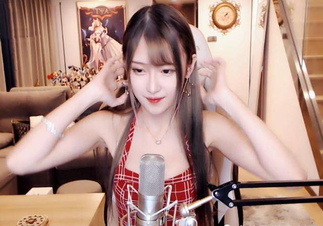 而腐团儿就是这样火热起来的主播,在几个月之前腐团