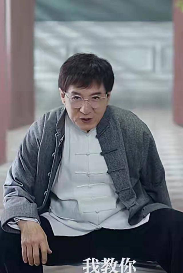 67岁成龙入驻某某短视频!