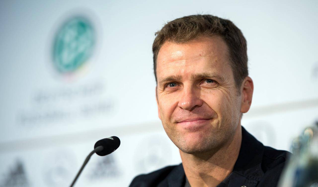 比埃尔霍夫:加盟米兰前差点签约尤文 伊布一直都是超一流的球员