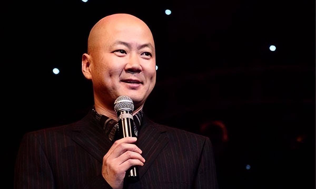 20次登春晚,因8个字被索赔1亿,郭冬临怎么样了?_父亲_表演_工作