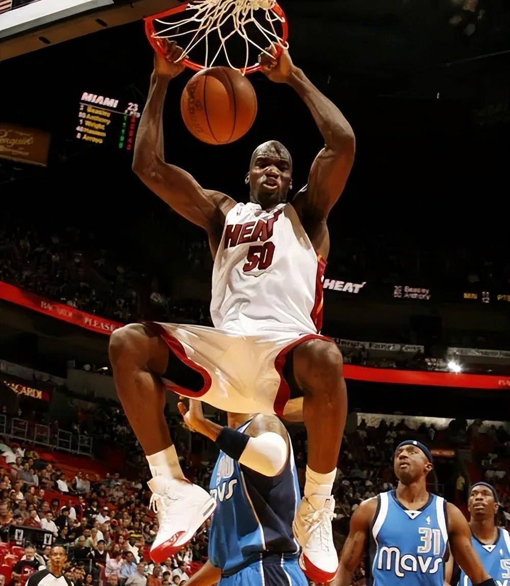 乔尔·安东尼10年职业生涯签了5份合同,功能单一的防守工兵_热火队