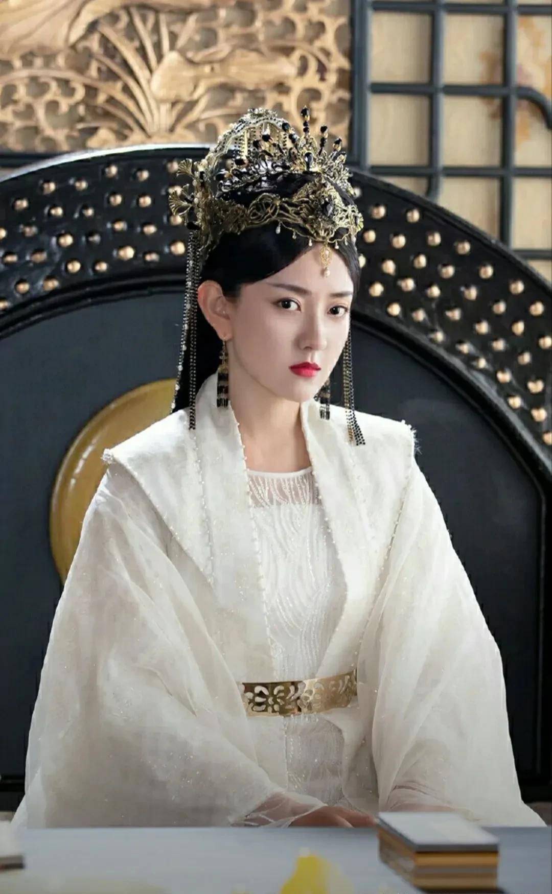 盘点国内女明星的古装白衣造型—一袭白裙 清丽脱俗 倾国倾城_整理_篇