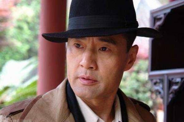 演关羽被骂惨的演员,逆袭成导演后偏爱秋瓷炫_于荣光_实力_发展