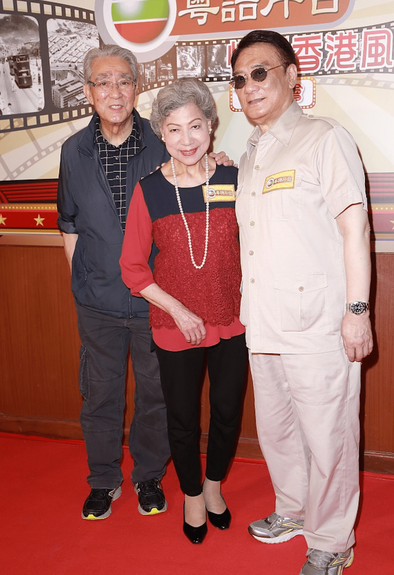 90岁周骢与罗兰叙旧,俩耄耋老人气色红润,状态不输同场66岁艺人