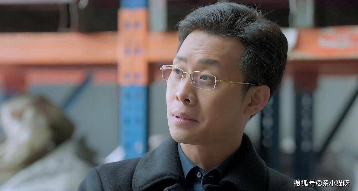 张译是一位备受瞩目的演员,积极投身公益事业,值得学习和学习的榜样