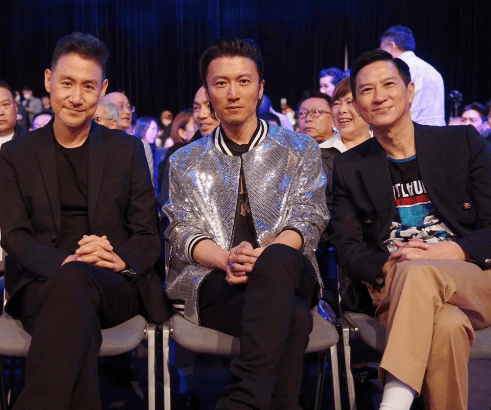 男明星有刘德华,成龙,梁朝伟,张学友,古天乐,陈伟霆,谢霆锋等.