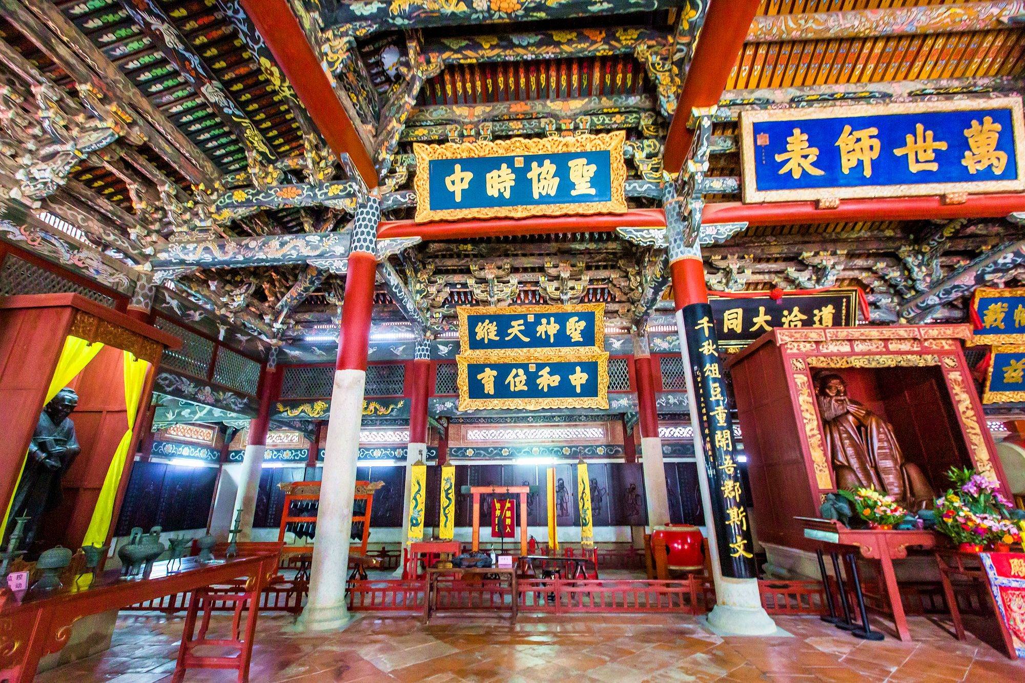 泉州有中国东南地区最大的文庙,建筑精美,是古代文化教育的殿堂_孔子