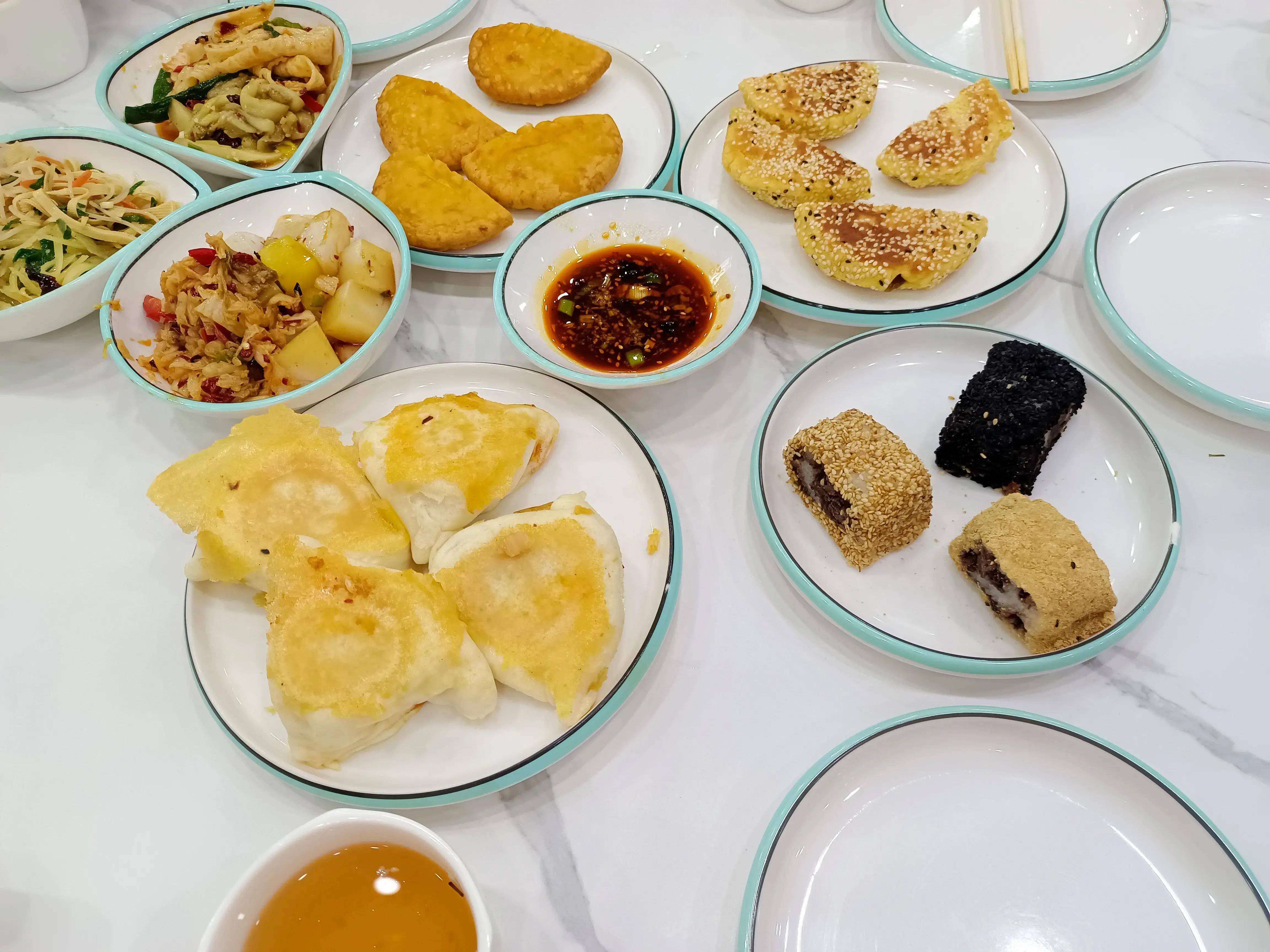 宁夏吴忠市的早茶_小吃_父母_一家